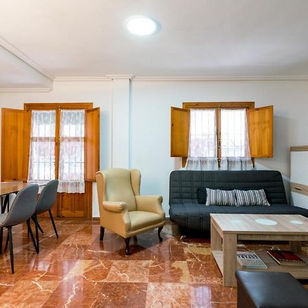 Apartmán Holi-Rent Estrella Sevilla Exteriér fotografie