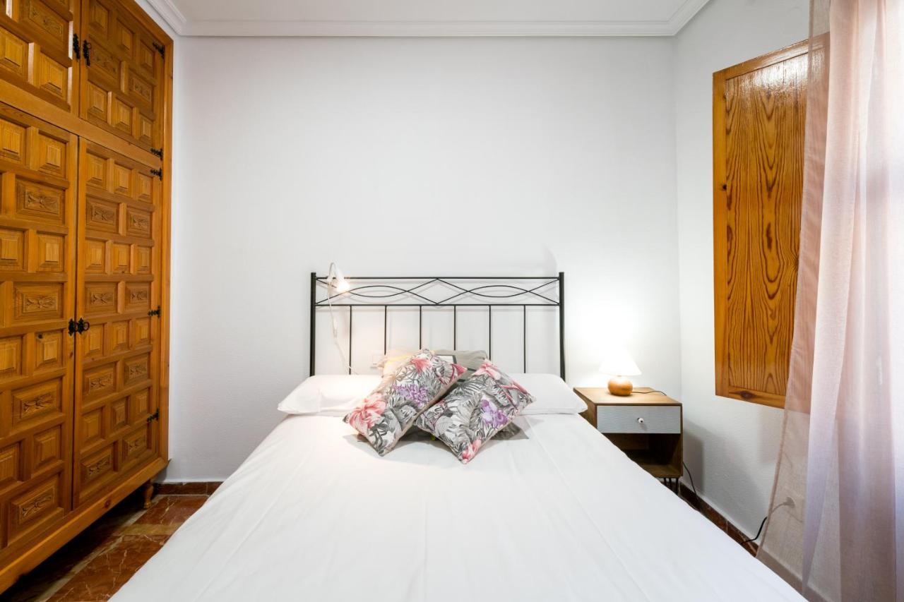 Apartmán Holi-Rent Estrella Sevilla Exteriér fotografie