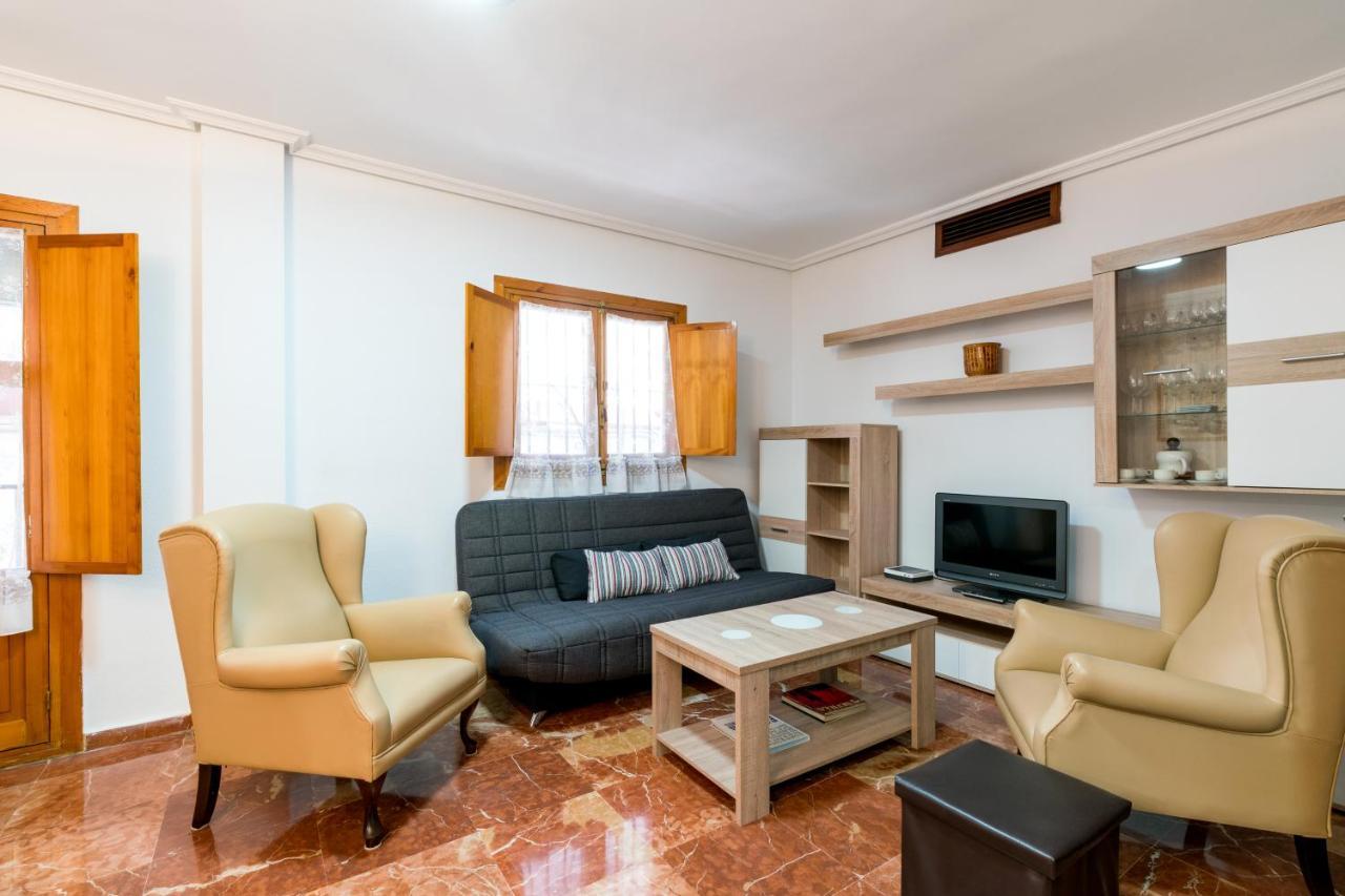 Apartmán Holi-Rent Estrella Sevilla Exteriér fotografie