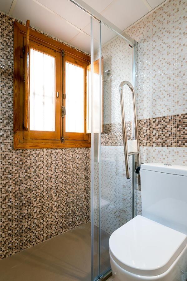 Apartmán Holi-Rent Estrella Sevilla Exteriér fotografie